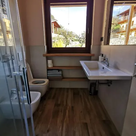 Residenza Di Campagna 查维然诺